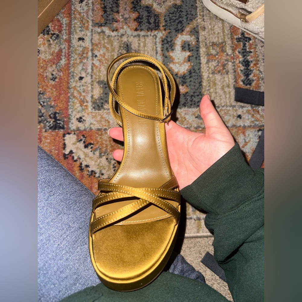 Steve Madden Gold/ olive green Strappy Platform Heels - Picture 4 of 6